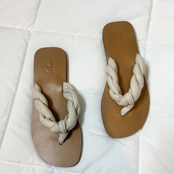Flattered Blanche Leather Creme Sandals - Picture 2 of 10